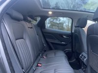 USED 2017 67 JAGUAR F-PACE 3.0 V6 PORTFOLIO AWD 5d 296 BHP In-Control Touch Pro