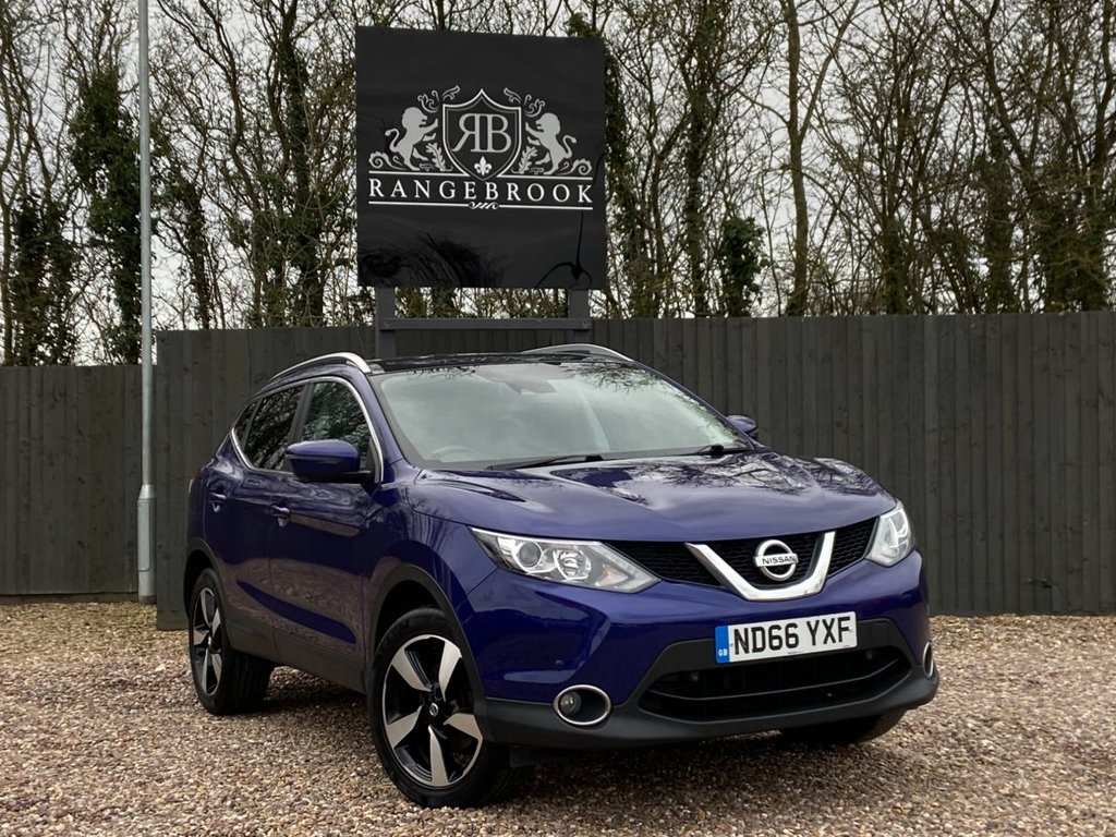 View our NISSAN QASHQAI
