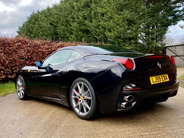 View our FERRARI CALIFORNIA