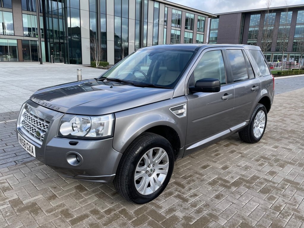 View our LAND ROVER FREELANDER 2