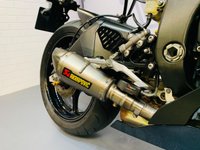 USED 2009 09 YAMAHA YZF R6 599cc, MY09 WITH AKRAPOVIC EXHAUST
