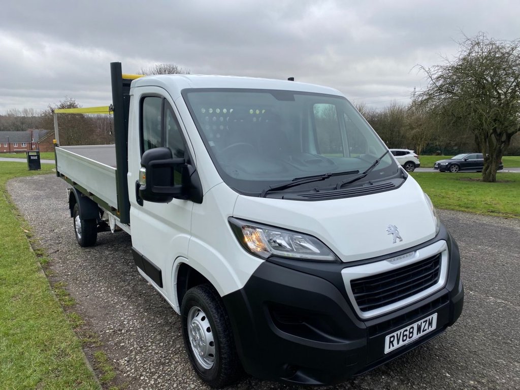 View our PEUGEOT BOXER