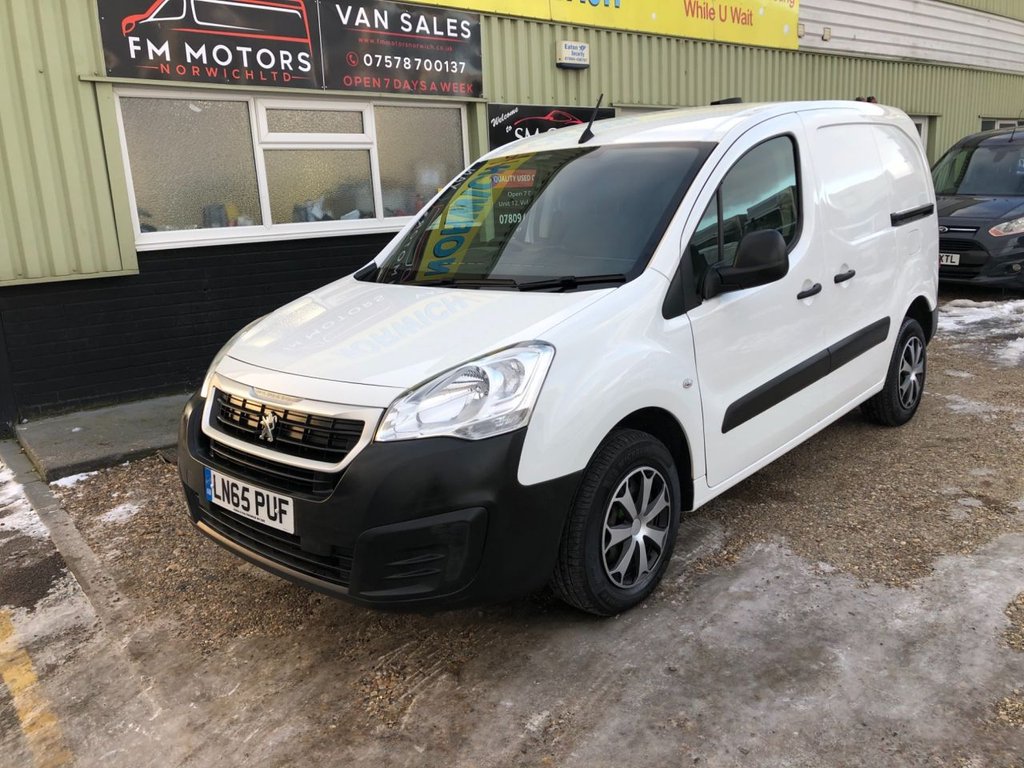 View our PEUGEOT PARTNER
