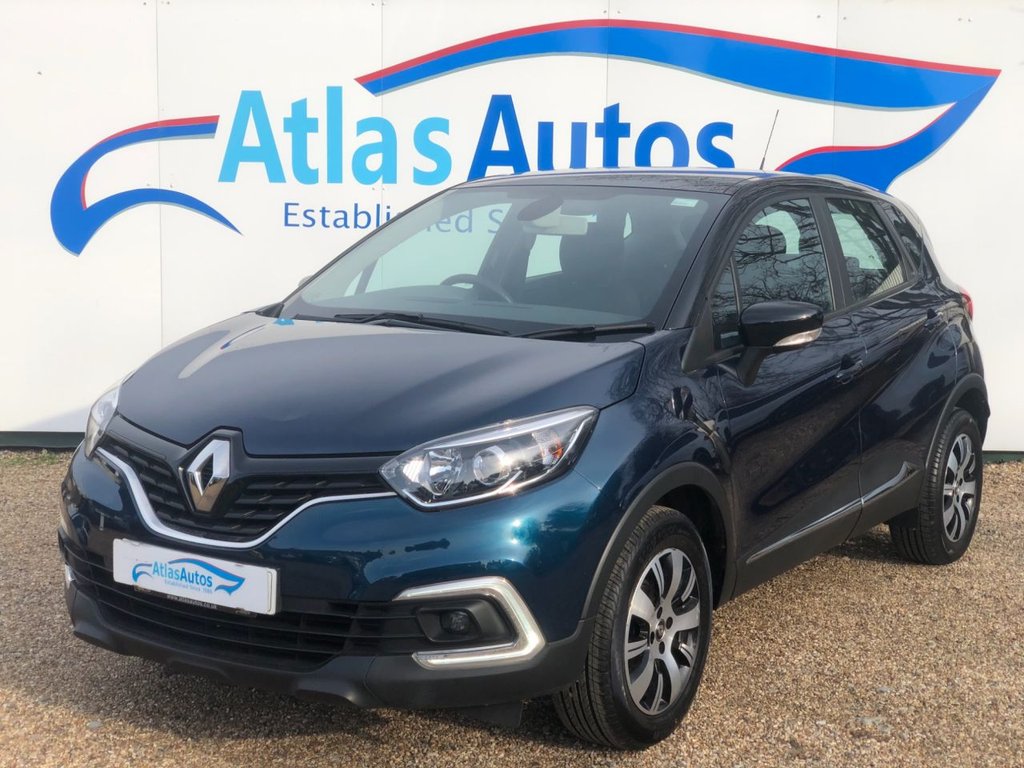 View our RENAULT CAPTUR