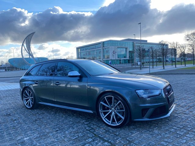 2015 Y Audi A4 4.2 RS4 AVANT FSI QUATTRO 5d AUTO 444 BHP