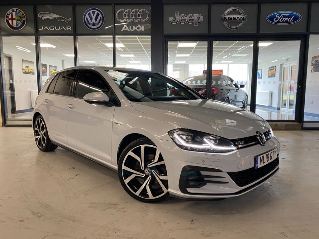 View our VOLKSWAGEN GOLF