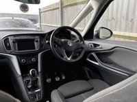 USED 2017 66 VAUXHALL ZAFIRA TOURER 1.4 SRI NAV 5d 138 BHP FSH+PARK ASSIST+USB