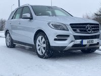 USED 2013 62 MERCEDES-BENZ M-CLASS 3.0 ML350 BLUETEC SPECIAL EDITION 5d 258 BHP 4WD AUTO Sunroof Memory Leather