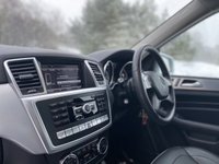USED 2013 62 MERCEDES-BENZ M-CLASS 3.0 ML350 BLUETEC SPECIAL EDITION 5d 258 BHP 4WD AUTO Sunroof Memory Leather