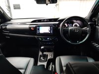 USED 2019 19 TOYOTA HI-LUX 2.4 INVINCIBLE X 4WD D-4D DCB 4d 147 BHP 