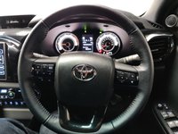 USED 2019 19 TOYOTA HI-LUX 2.4 INVINCIBLE X 4WD D-4D DCB 4d 147 BHP 