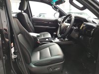 USED 2019 19 TOYOTA HI-LUX 2.4 INVINCIBLE X 4WD D-4D DCB 4d 147 BHP 