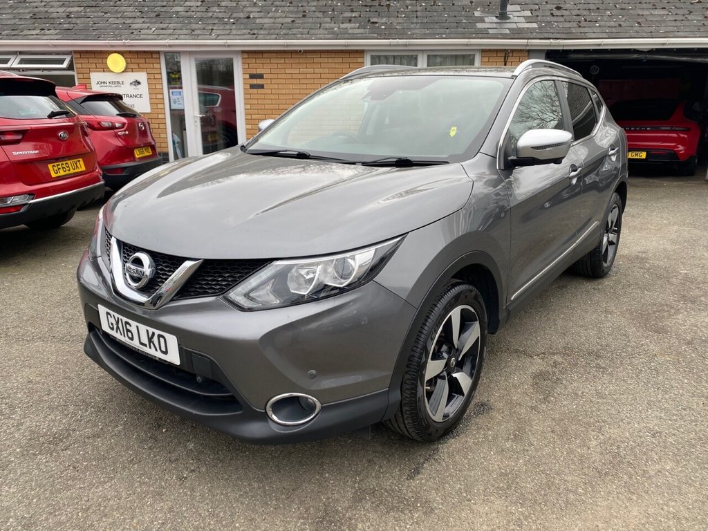 View our NISSAN QASHQAI