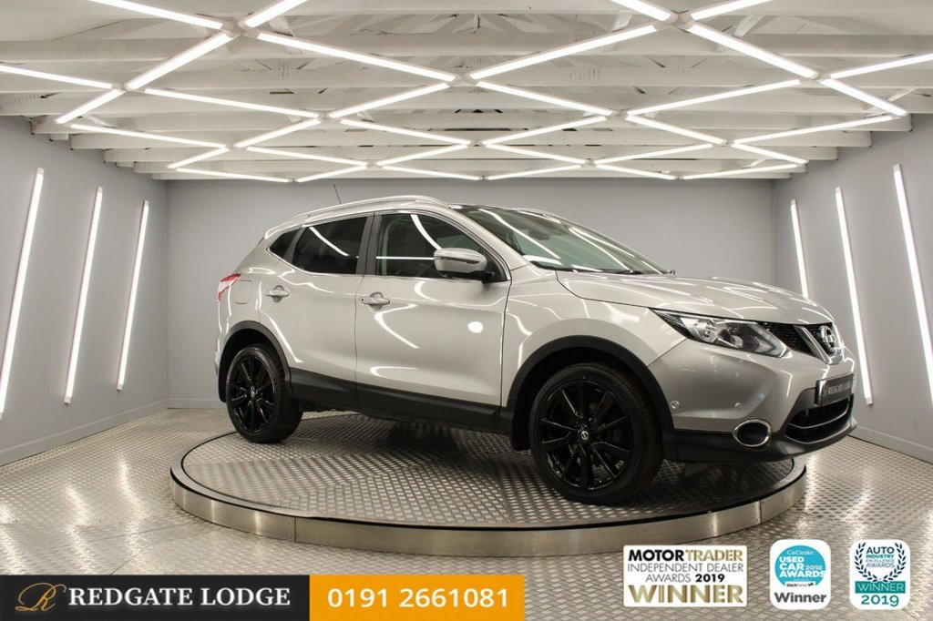 View our NISSAN QASHQAI