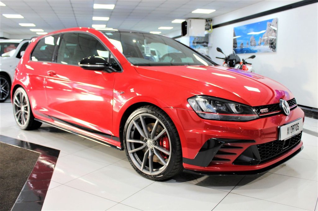 View our VOLKSWAGEN GOLF