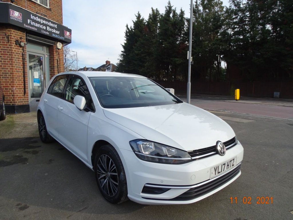 View our VOLKSWAGEN GOLF