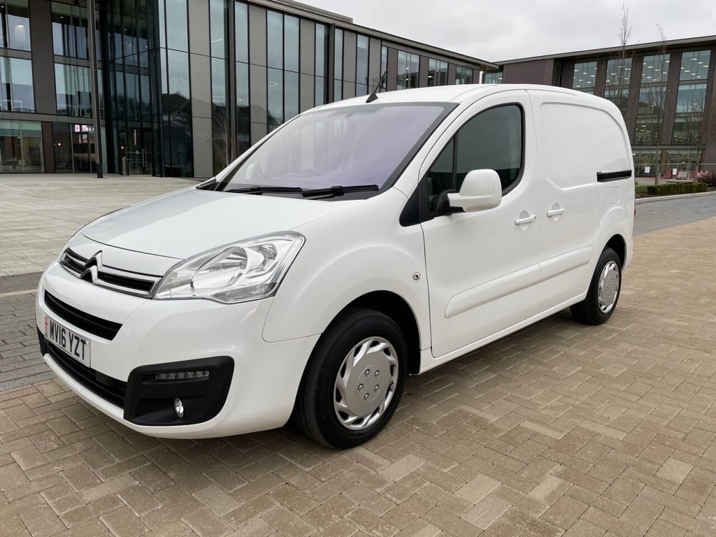 View our CITROEN BERLINGO