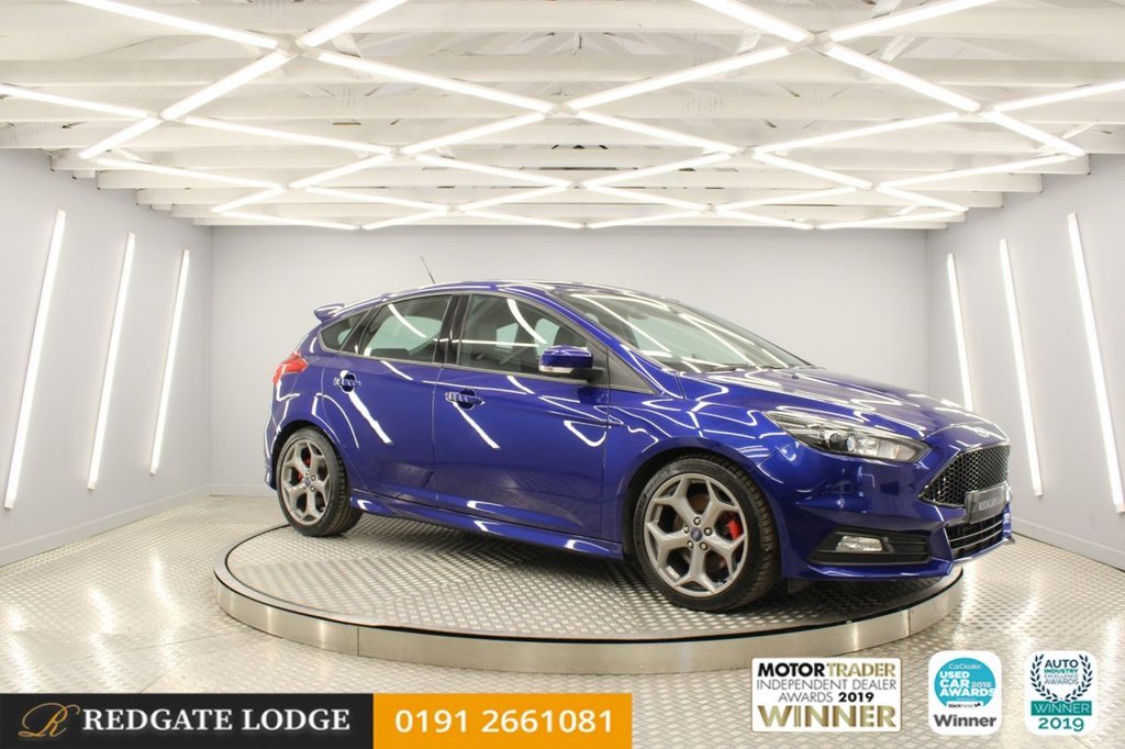 View our FORD FOCUS