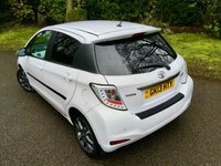 USED 2013 13 TOYOTA YARIS 1.3 VVT-I TREND 5d AUTO 98 BHP SATNAV//PARK CAMERA//BLUETOOTH//ALLOYS //FULL SERVICE HISTORY X7 STAMPS SATNAV//PARK CAMERA//BLUETOOTH//ALLOYS //FULL SERVICE HISTORY X7 STAMPS //LAST SERVICED @56,666 MILES
