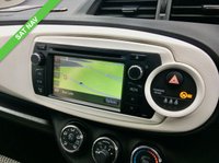 USED 2013 13 TOYOTA YARIS 1.3 VVT-I TREND 5d AUTO 98 BHP SATNAV//PARK CAMERA//BLUETOOTH//ALLOYS //FULL SERVICE HISTORY X7 STAMPS SATNAV//PARK CAMERA//BLUETOOTH//ALLOYS //FULL SERVICE HISTORY X7 STAMPS //LAST SERVICED @56,666 MILES