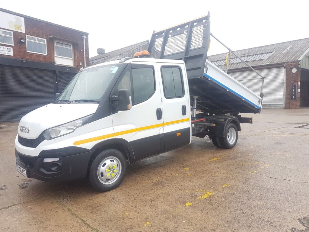 View our IVECO DAILY