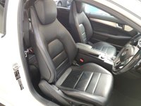 USED 2014 14 MERCEDES-BENZ C CLASS 2.1 C250 CDI BLUEEFFICIENCY AMG SPORT 2d 204 BHP Pan Roof, COMMAND Diamond White Met