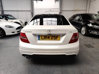 USED 2014 14 MERCEDES-BENZ C CLASS 2.1 C250 CDI BLUEEFFICIENCY AMG SPORT 2d 204 BHP Pan Roof, COMMAND Diamond White Met