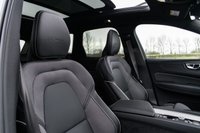 USED 2020 70 VOLVO XC60 2.0 T8 TWIN ENGINE R-DESIGN PRO AWD 5d 385 BHP BOWERS&WILKINS+REV CAM+HYBRID