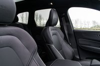 USED 2020 70 VOLVO XC60 2.0 T8 TWIN ENGINE R-DESIGN PRO AWD 5d 385 BHP BOWERS&WILKINS+REV CAM+HYBRID