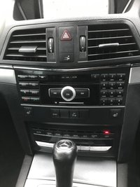 USED 2010 60 MERCEDES-BENZ E-CLASS 5.5 E500 SPORT 2d 388 BHP 