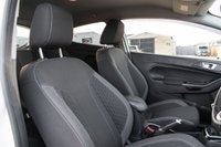 USED 2014 64 FORD FIESTA 1.0 ZETEC S 3d 124 BHP AUX+A/C+DAB RADIO