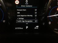 USED 2017 17 JAGUAR XE 2.0 R-SPORT 4d 178 BHP 