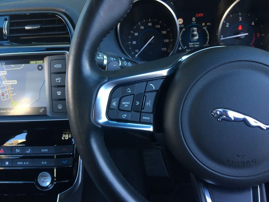 USED 2017 17 JAGUAR XE 2.0 R-SPORT 4d 178 BHP 