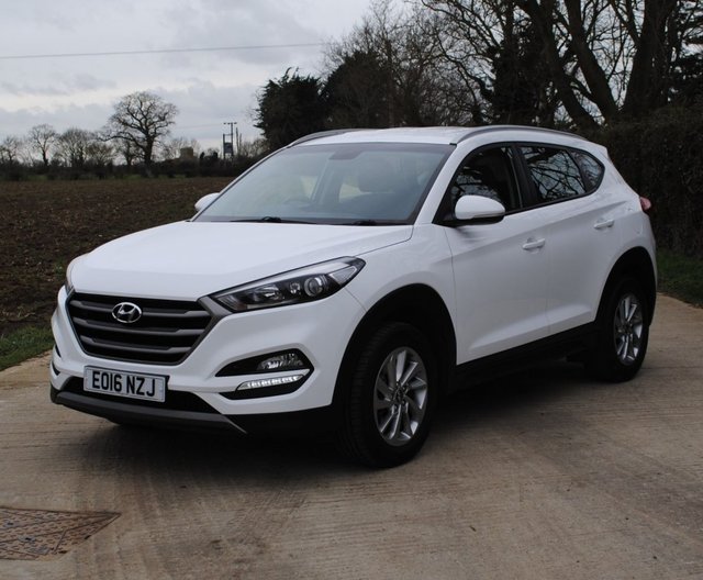 2016 16 Hyundai Tucson 2.0 AUTHORITY VEHICLE 5d 134 BHP