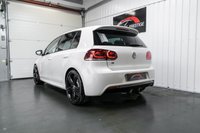 USED 2011 11 VOLKSWAGEN GOLF 2.0 R DSG 5d AUTO 270 BHP SAT NAV+HEATED SEATS+CREAM LTHR