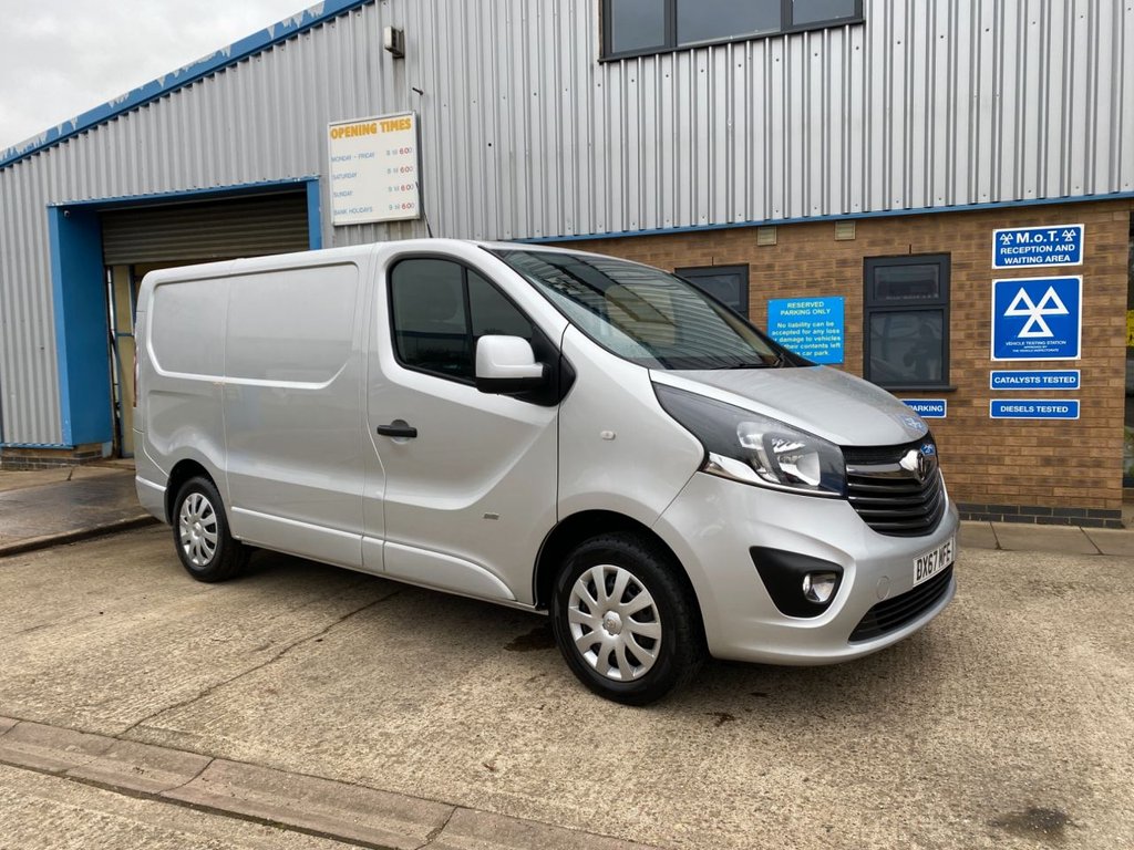 View our VAUXHALL VIVARO