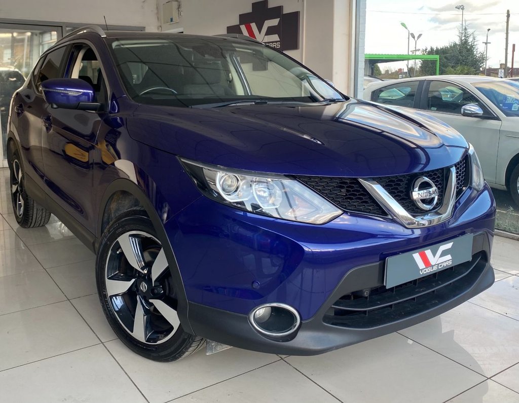 View our NISSAN QASHQAI