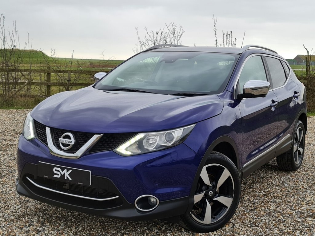 View our NISSAN QASHQAI