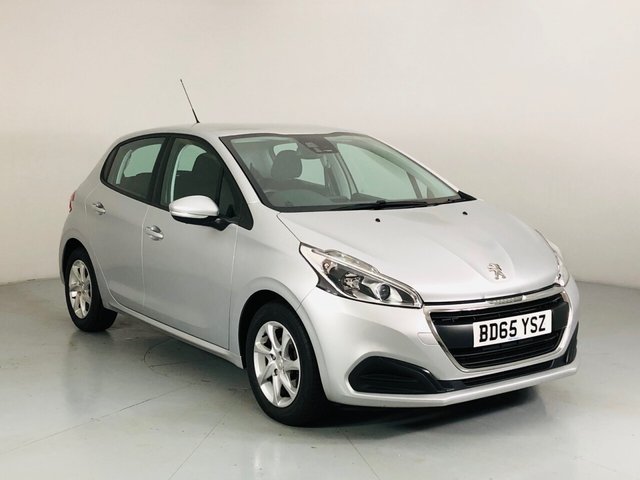 View our PEUGEOT 208