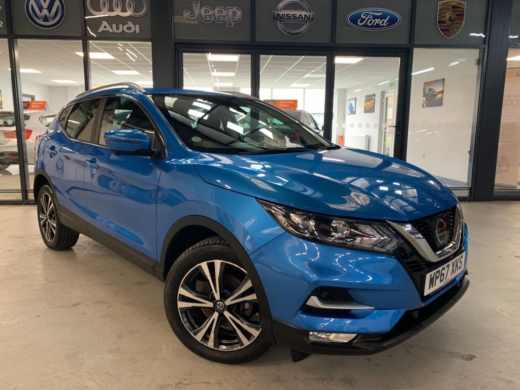 View our NISSAN QASHQAI