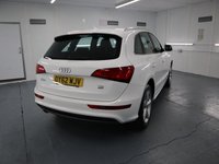 USED 2012 62 AUDI Q5 2.0 TDI QUATTRO S LINE 5d 175 BHP EXCEPTIONALLY FAST AND SMOOTH GEAR CHANGE WITH LUXURIOUS, CLASSY INTERIOR ALL WRAPPED AROUND A 4 WHEEL DRIVE SUV. WITH GREAT SERVICE HISTORY THIS AUDI IS STUNNING IN THE BEST COLOUR OF WHITE.
