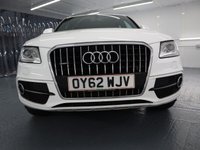 USED 2012 62 AUDI Q5 2.0 TDI QUATTRO S LINE 5d 175 BHP EXCEPTIONALLY FAST AND SMOOTH GEAR CHANGE WITH LUXURIOUS, CLASSY INTERIOR ALL WRAPPED AROUND A 4 WHEEL DRIVE SUV. WITH GREAT SERVICE HISTORY THIS AUDI IS STUNNING IN THE BEST COLOUR OF WHITE.