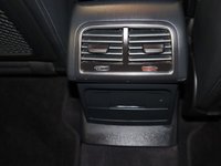 USED 2012 62 AUDI Q5 2.0 TDI QUATTRO S LINE 5d 175 BHP EXCEPTIONALLY FAST AND SMOOTH GEAR CHANGE WITH LUXURIOUS, CLASSY INTERIOR ALL WRAPPED AROUND A 4 WHEEL DRIVE SUV. WITH GREAT SERVICE HISTORY THIS AUDI IS STUNNING IN THE BEST COLOUR OF WHITE.
