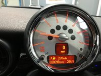 USED 2011 11 MINI HATCH COOPER 1.6 COOPER D 3d 112 BHP Very Low Miles, Over 2K Extras