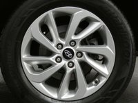 USED 2018 67 HYUNDAI TUCSON 1.6 GDI SE NAV BLUE DRIVE 5d 130 BHP SAT NAV 1 OWNER FSH