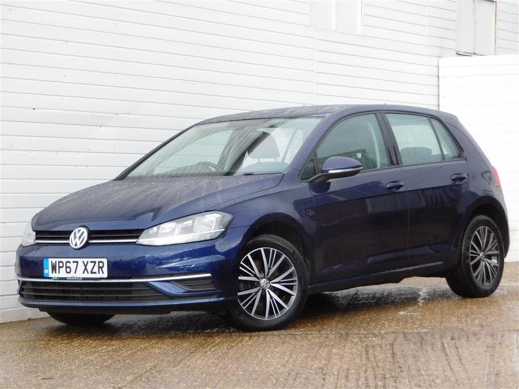 View our VOLKSWAGEN GOLF