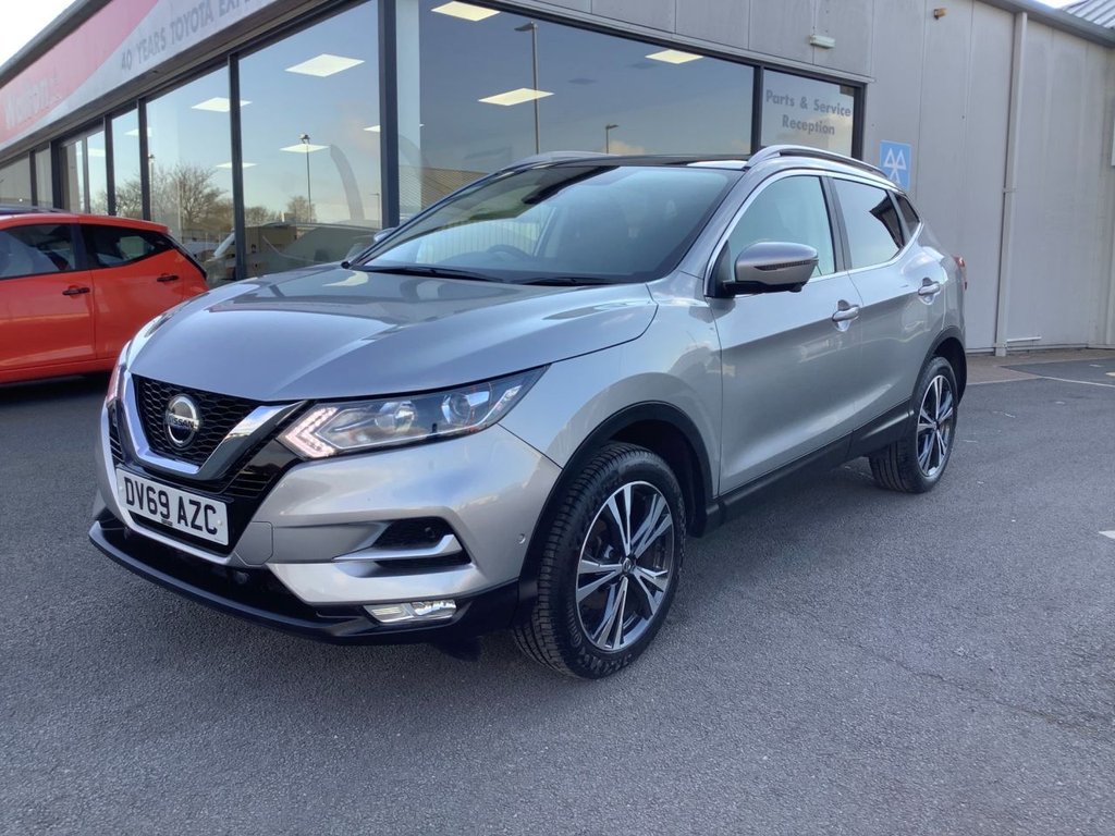 View our NISSAN QASHQAI