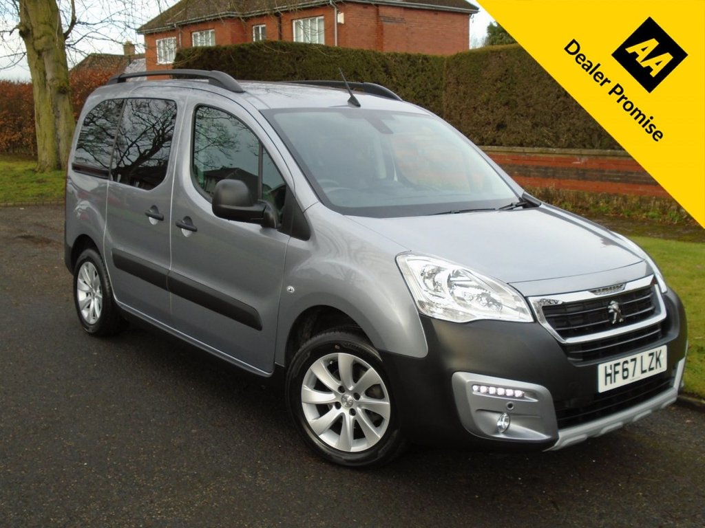 View our PEUGEOT PARTNER