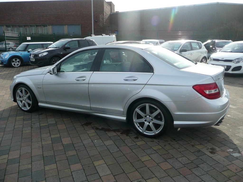 Mercedes Benz C Class C250 Cdi Blueefficiency Sport