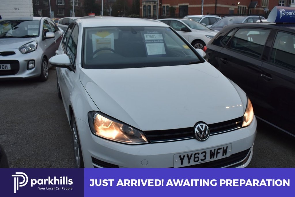 View our VOLKSWAGEN GOLF